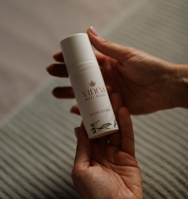 Mani d’Oro, hand cream from the Vinea Beauty Line
