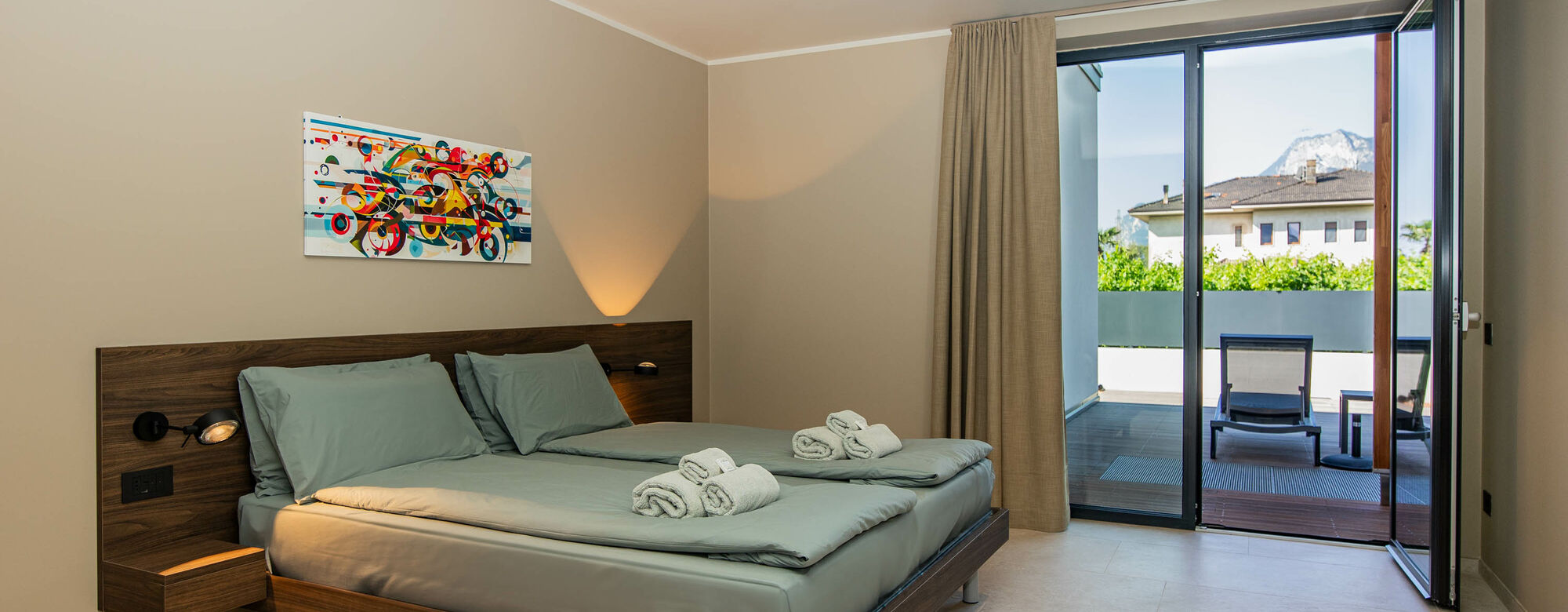 Deluxe Doppelzimmer   | Gartenblick mit direktem Zugang nach draußen
